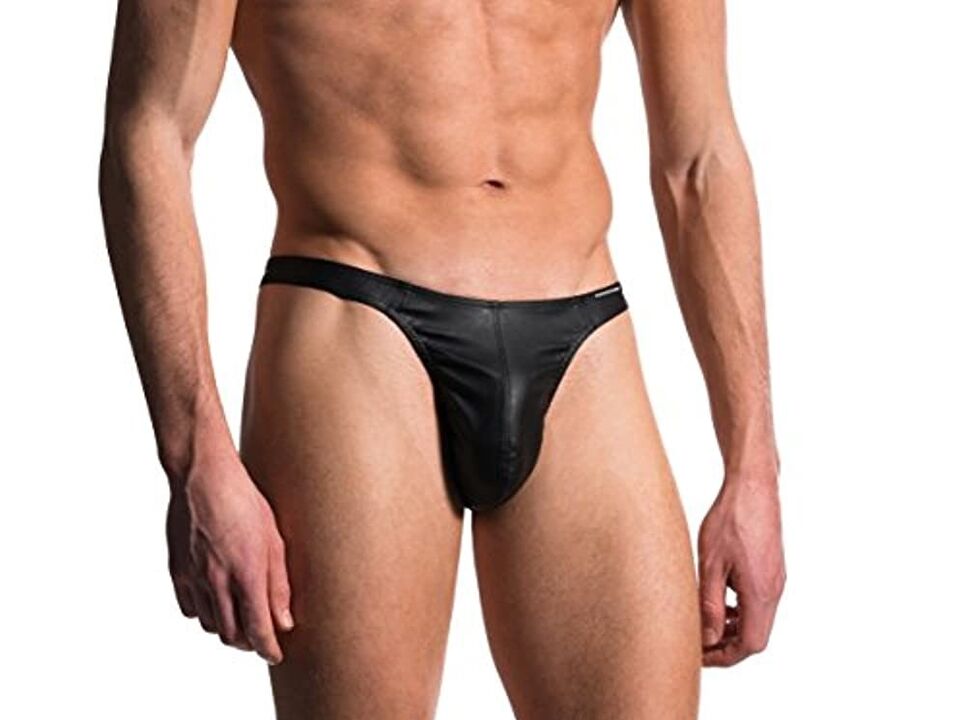 vīrietis ar palielinātu dzimumlocekli